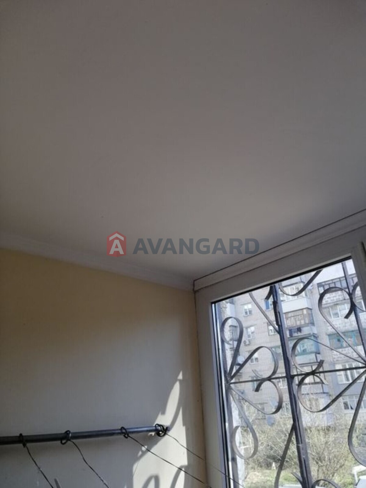 3 ��. ��������, 61/-/8 ��. �., 1/10 ������ ���� 11