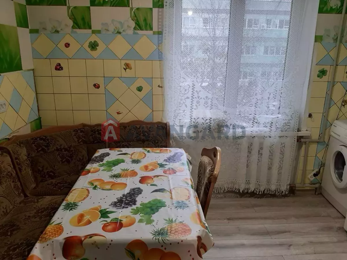 4 ��. ��������, 78/-/7 ��. �., 4/9 ������ ���� 5