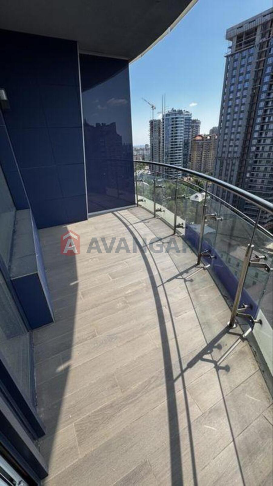 2 ��. ��������, 76/-/23 ��. �., 17/24 ������ ���� 1