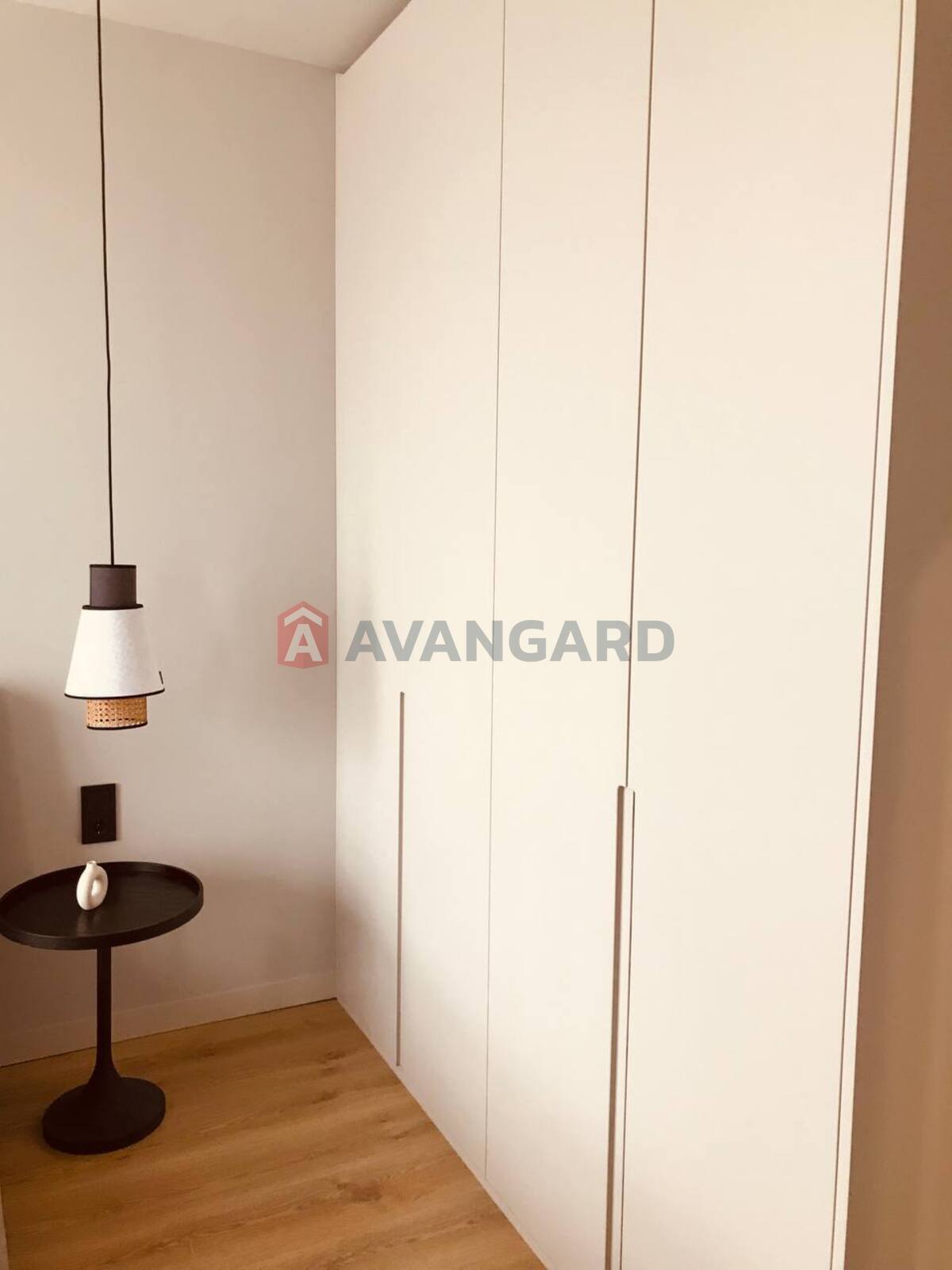 1 ��. ��������, 48/20/14 ��. �., 5/13 ������ ���� 3