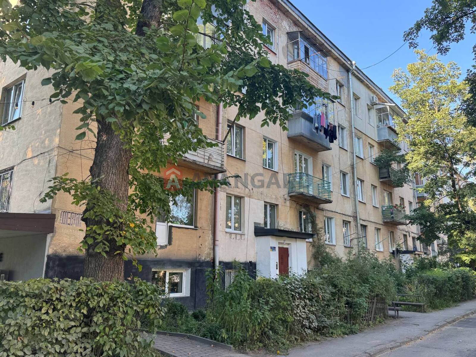 2 кім. квартира, 43/-/6 кв. м., 1/4 поверх фото 1 2 кім. квартира, 43/-/6 кв. м., 1/4 поверх фото 1