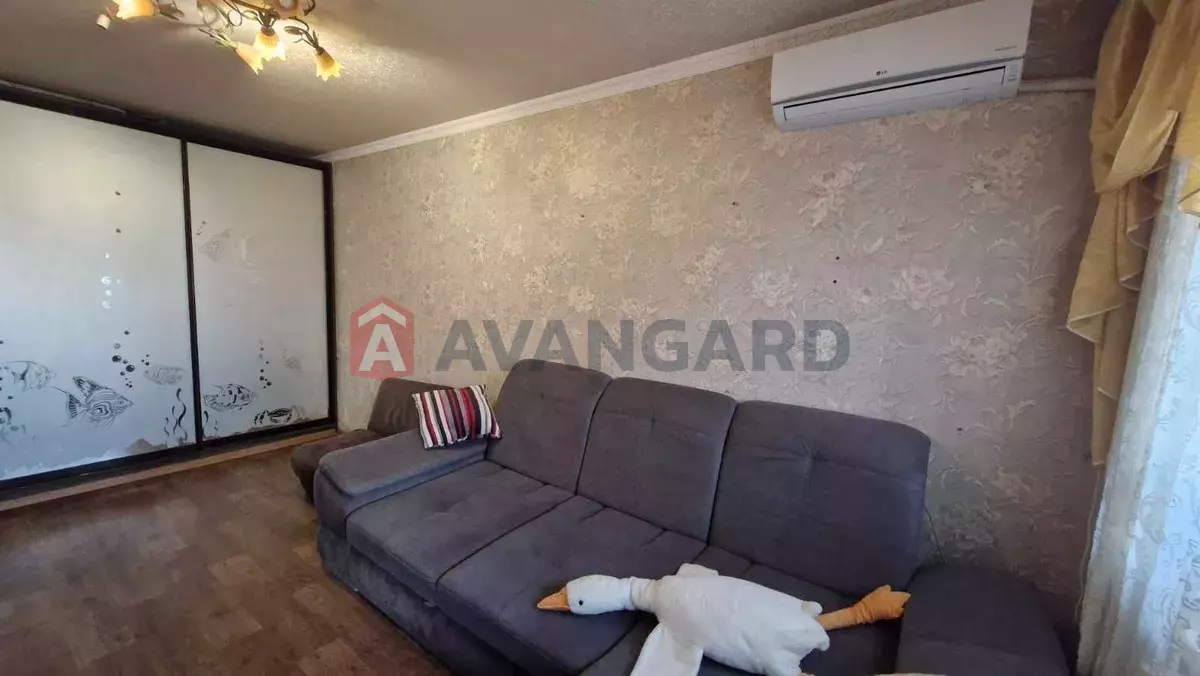 2 ��. ��������, 53/-/9 ��. �., 4/14 ������ ���� 7