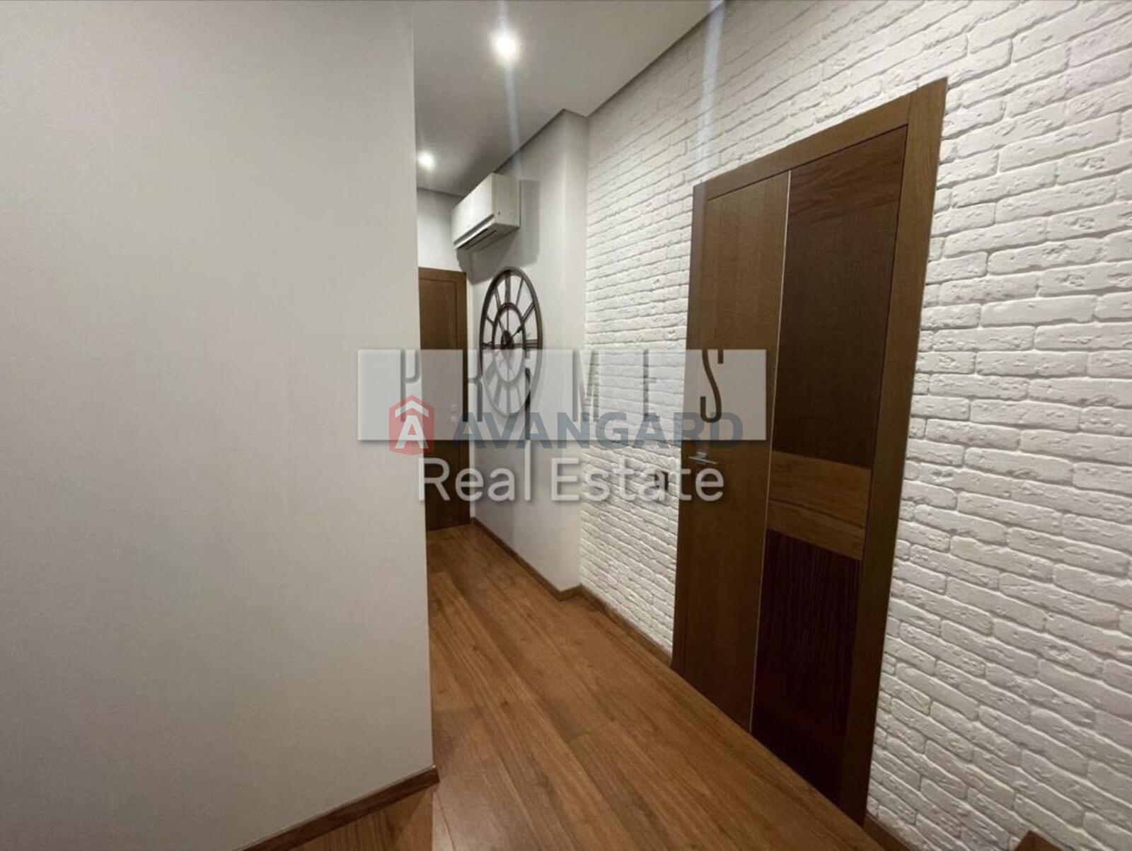 2 ��. ��������, 61/40/15 ��. �., 13/23 ������ ���� 7