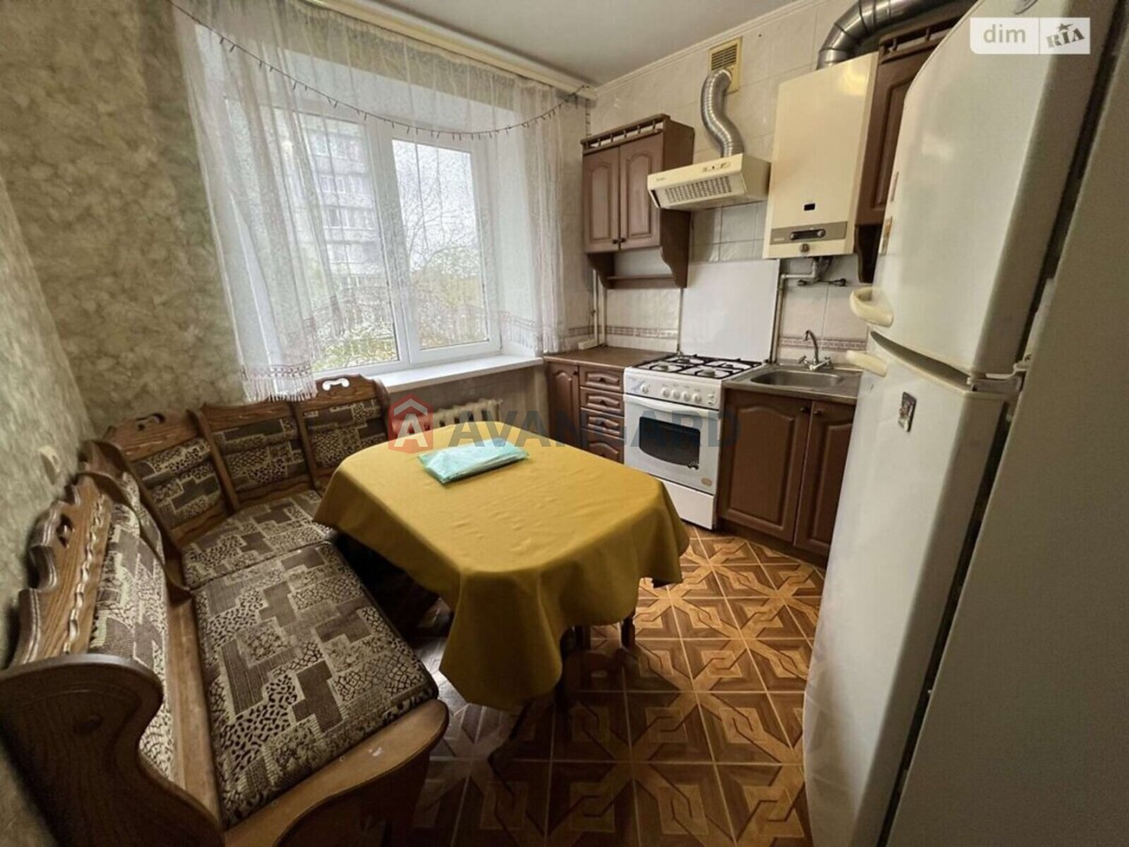 2 ��. ��������, 47/27/7 ��. �., 5/5 ������ ���� 1