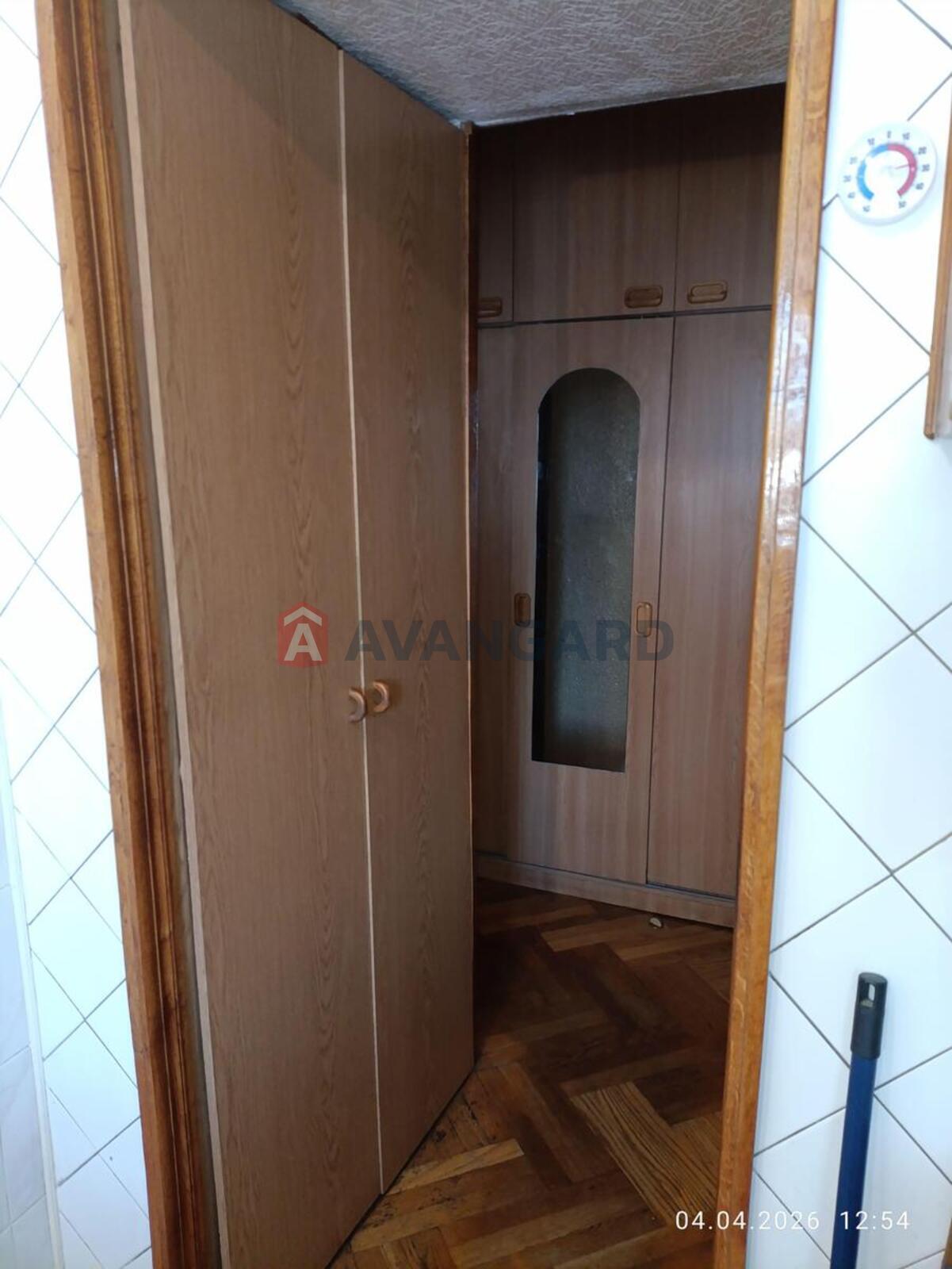 2 ��. ��������, 48/30/6 ��. �., 8/9 ������ ���� 8