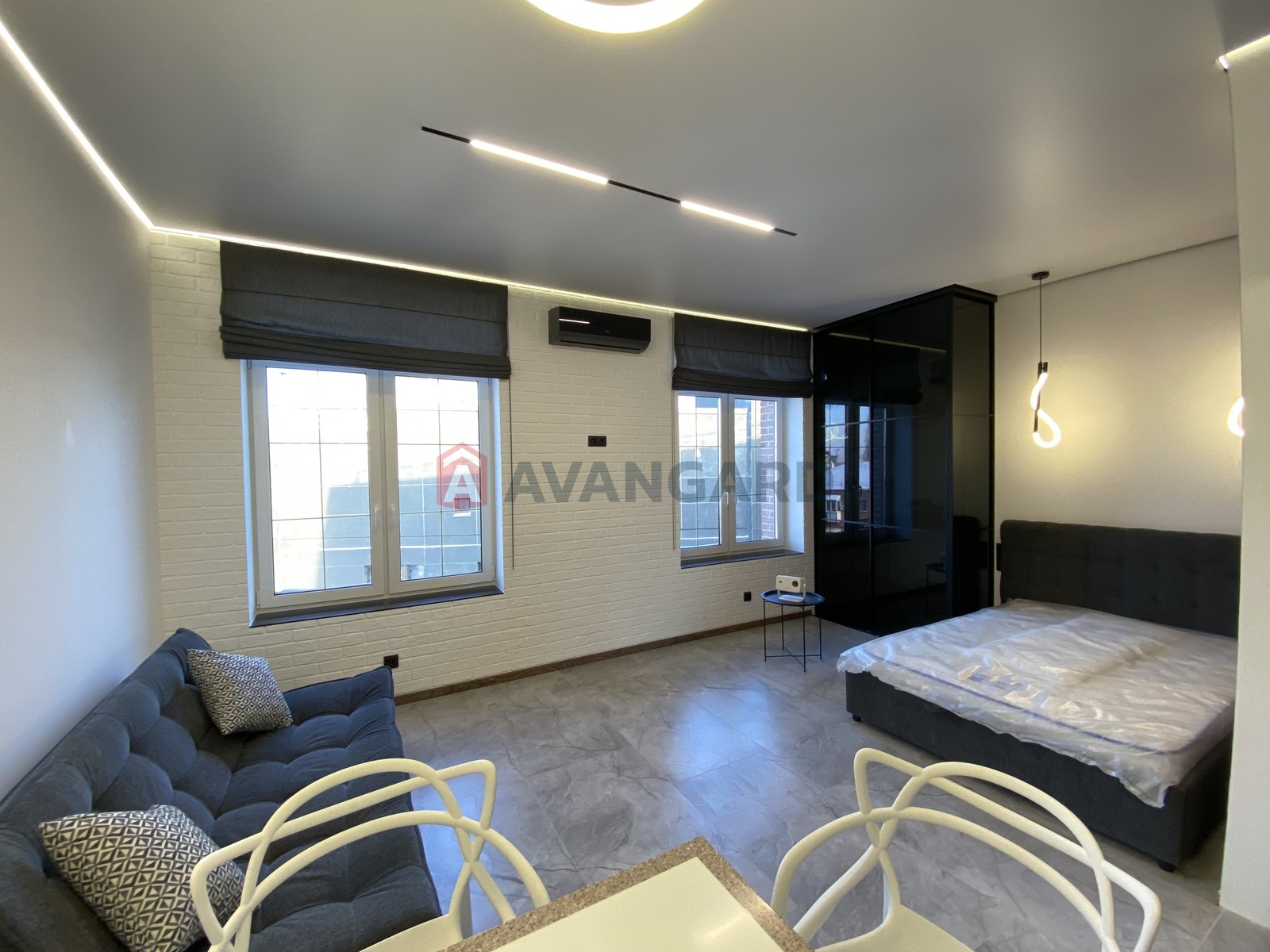 1 ����. ��������, 29.6/26.2/3.4 ��. �., 7/8 ���� ���� 28