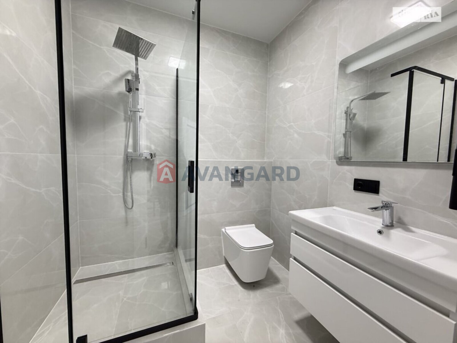 1 ��. ��������, 47/15/22 ��. �., 9/10 ������ ���� 12