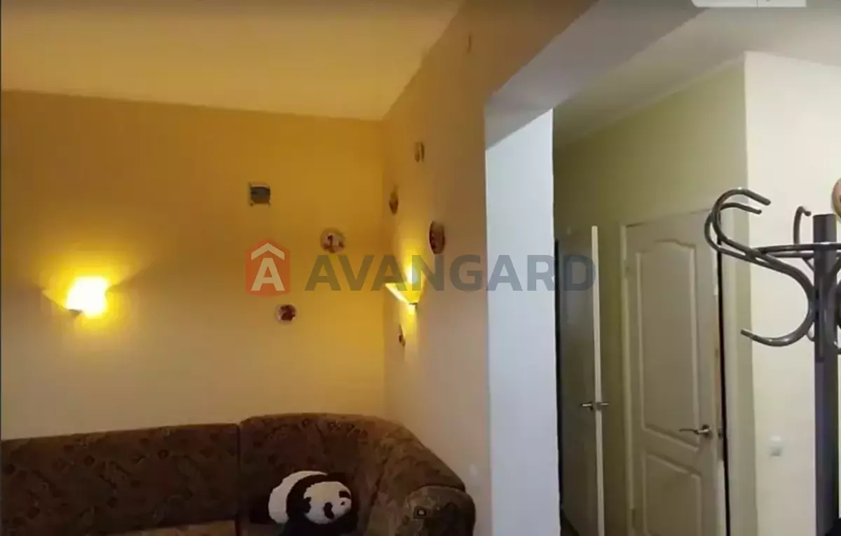 3 ��. ��������, 65/46/8 ��. �., 1/2 ������ ���� 11