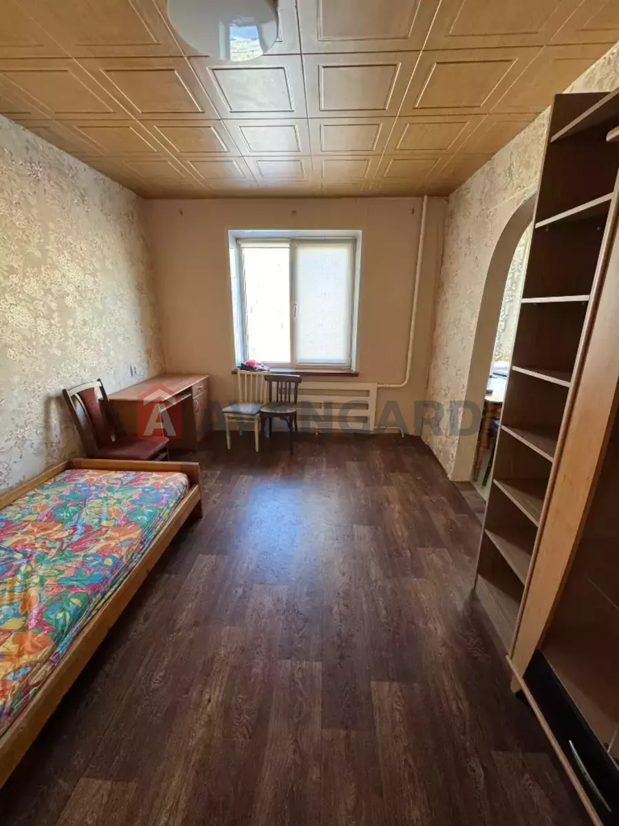 3 ��. ��������, 68/-/8 ��. �., 6/9 ������ ���� 3