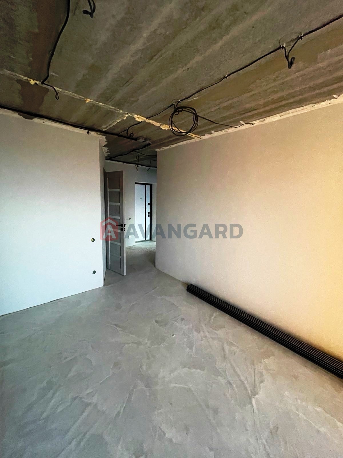 2 ����. ��������, 67/-/13 ��. �., 8/10 ���� ���� 16