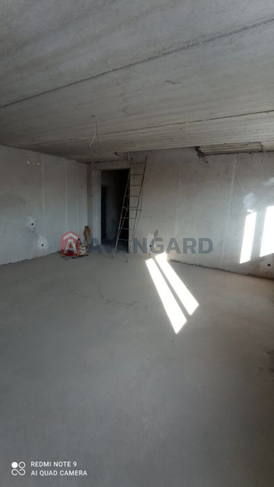 3 ��. ��������, 109/-/12 ��. �., 8/9 ������ ���� 4