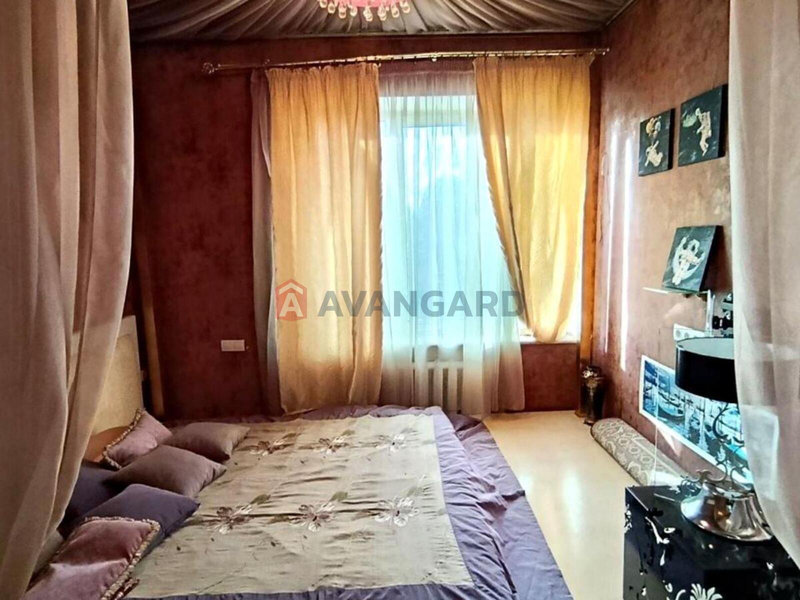 4 ��. ��������, 130/80/7 ��. �., 4/4 ������ ���� 24