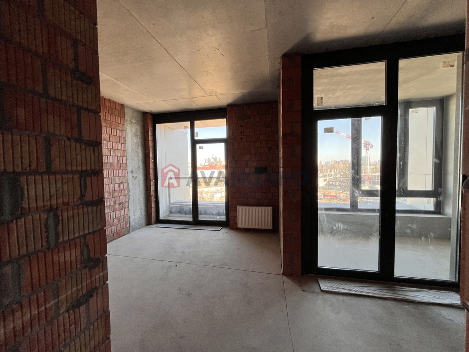 1 ��. ��������, 36/16/8 ��. �., 5/8 ������ ���� 10