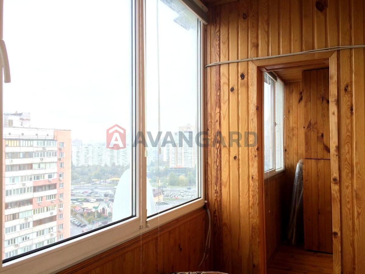 1 ��. ��������, 38.7 / 25 / 8.5 �? ��. �., 18/18 ������ ���� 11