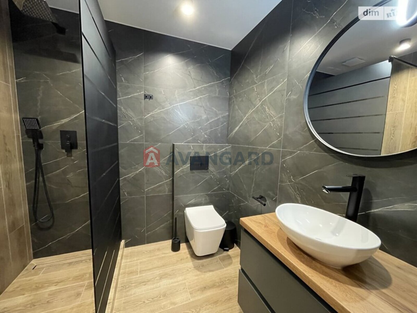 2 ��. ��������, 68/-/- ��. �., 10/10 ������ ���� 15