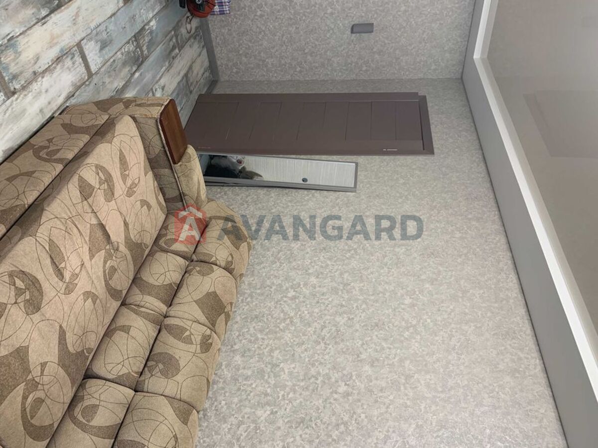 4 ��. ��������, 80/-/9 ��. �., 3/9 ������ ���� 3