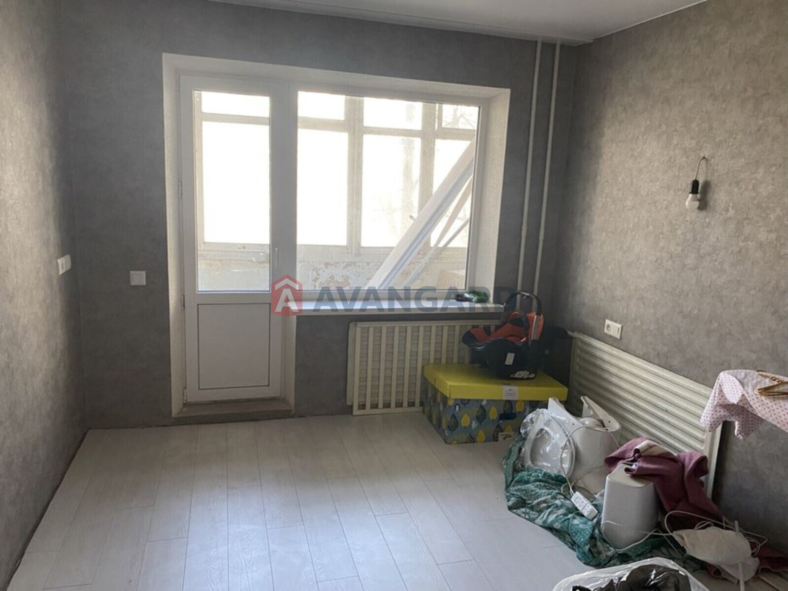 3 ��. ��������, 78/-/10 ��. �., 3/9 ������ ���� 8