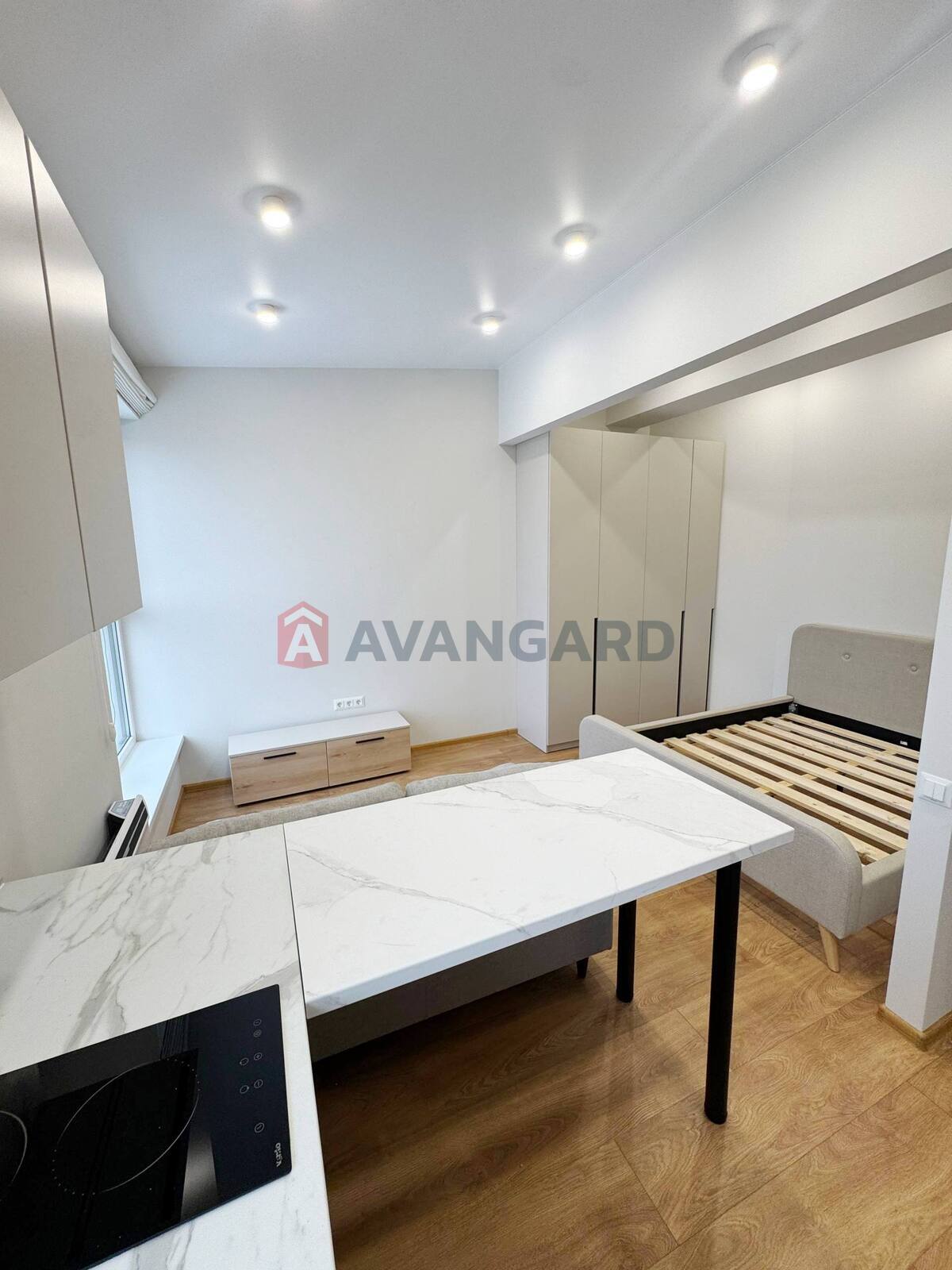 1 ����. ��������, 29/18/10 ��. �., 5/5 ���� ���� 7