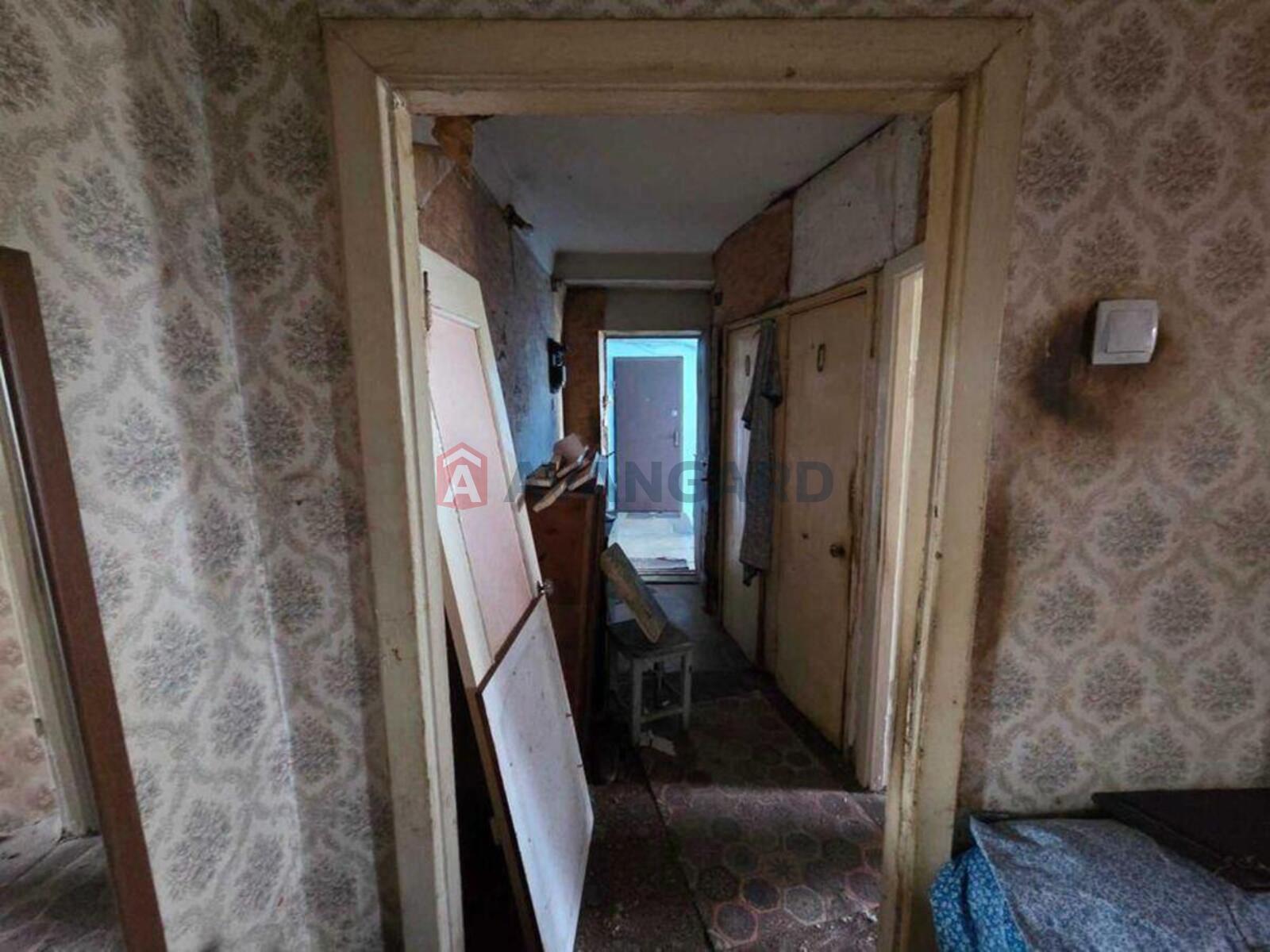 2 ��. ��������, 46/-/5 ��. �., 5/5 ������ ���� 12