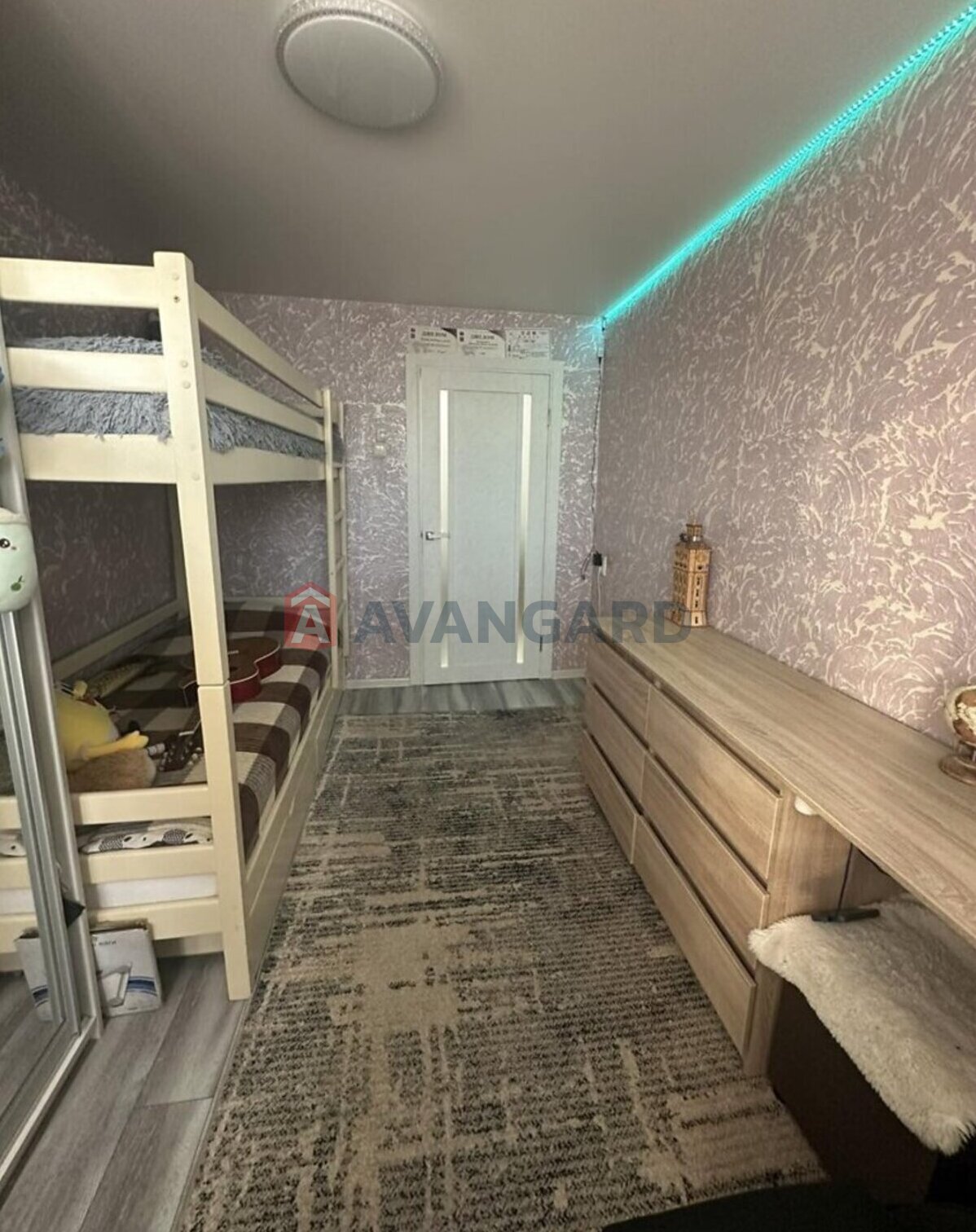 2 ��. ��������, 45/-/5.4 ��. �., 2/5 ������ ���� 13