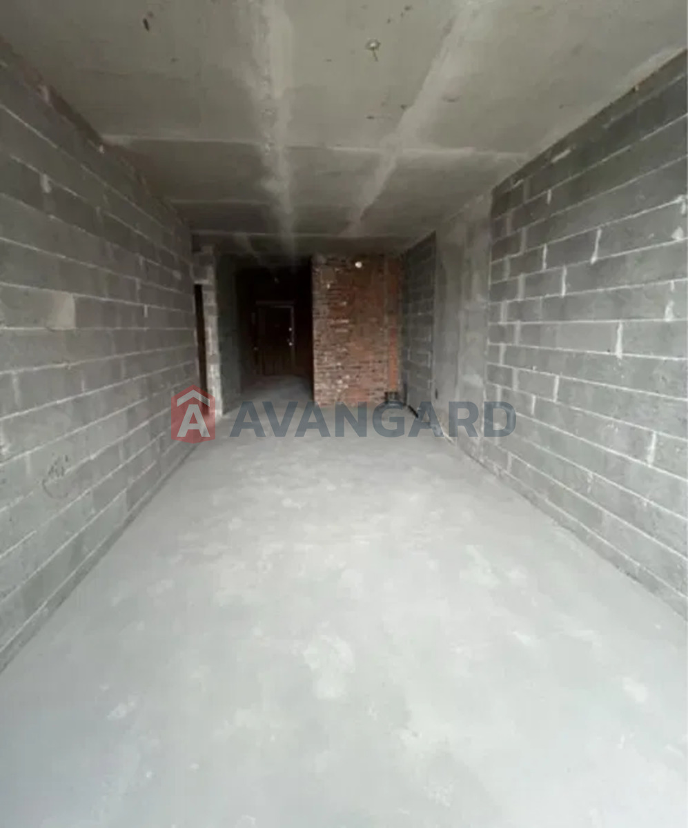 1 ����. ��������, 56/-/21 ��. �., 19/25 ���� ���� 8