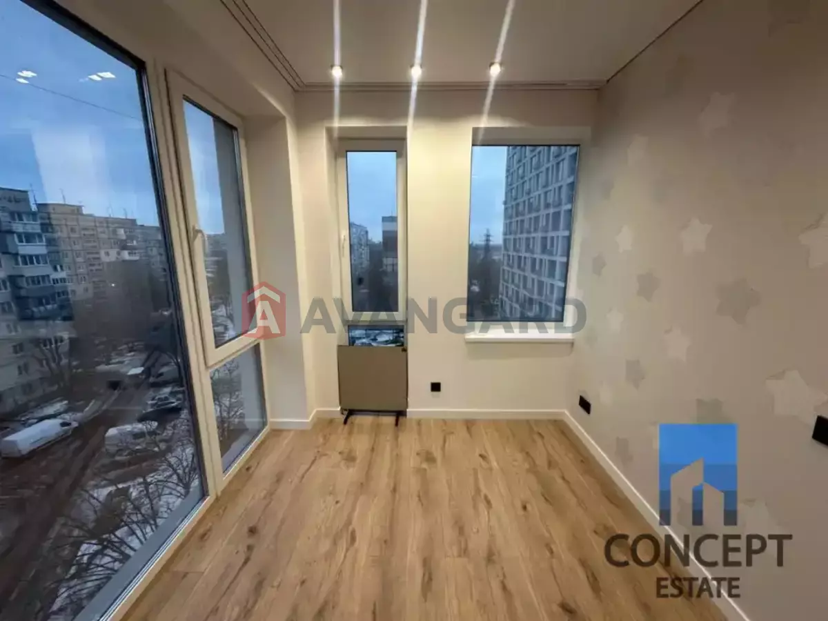 3 ��. ��������, 48/-/- ��. �., 7/14 ������ ���� 6