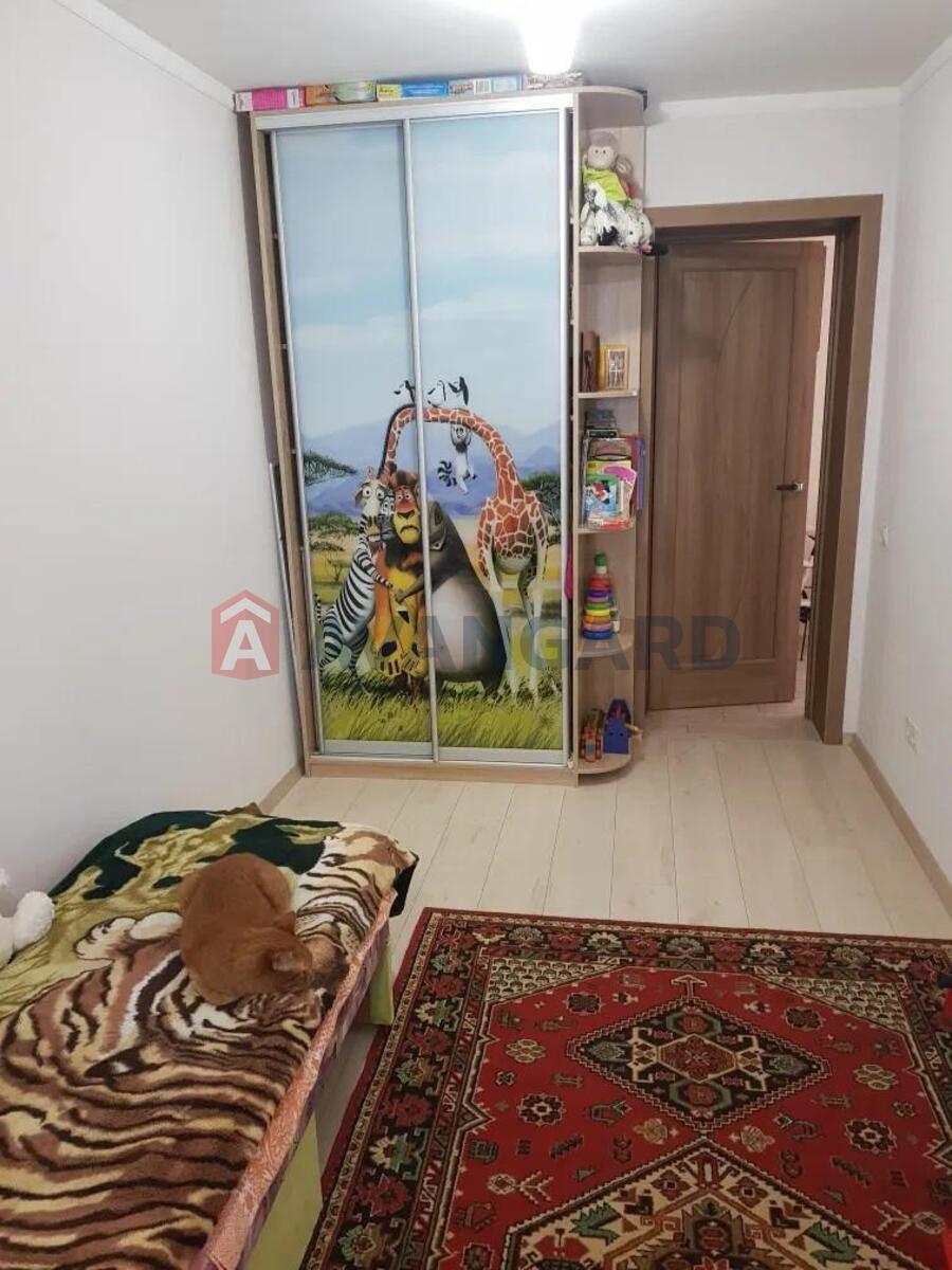 3 ��. ��������, 56/-/10 ��. �., 1/5 ������ ���� 3