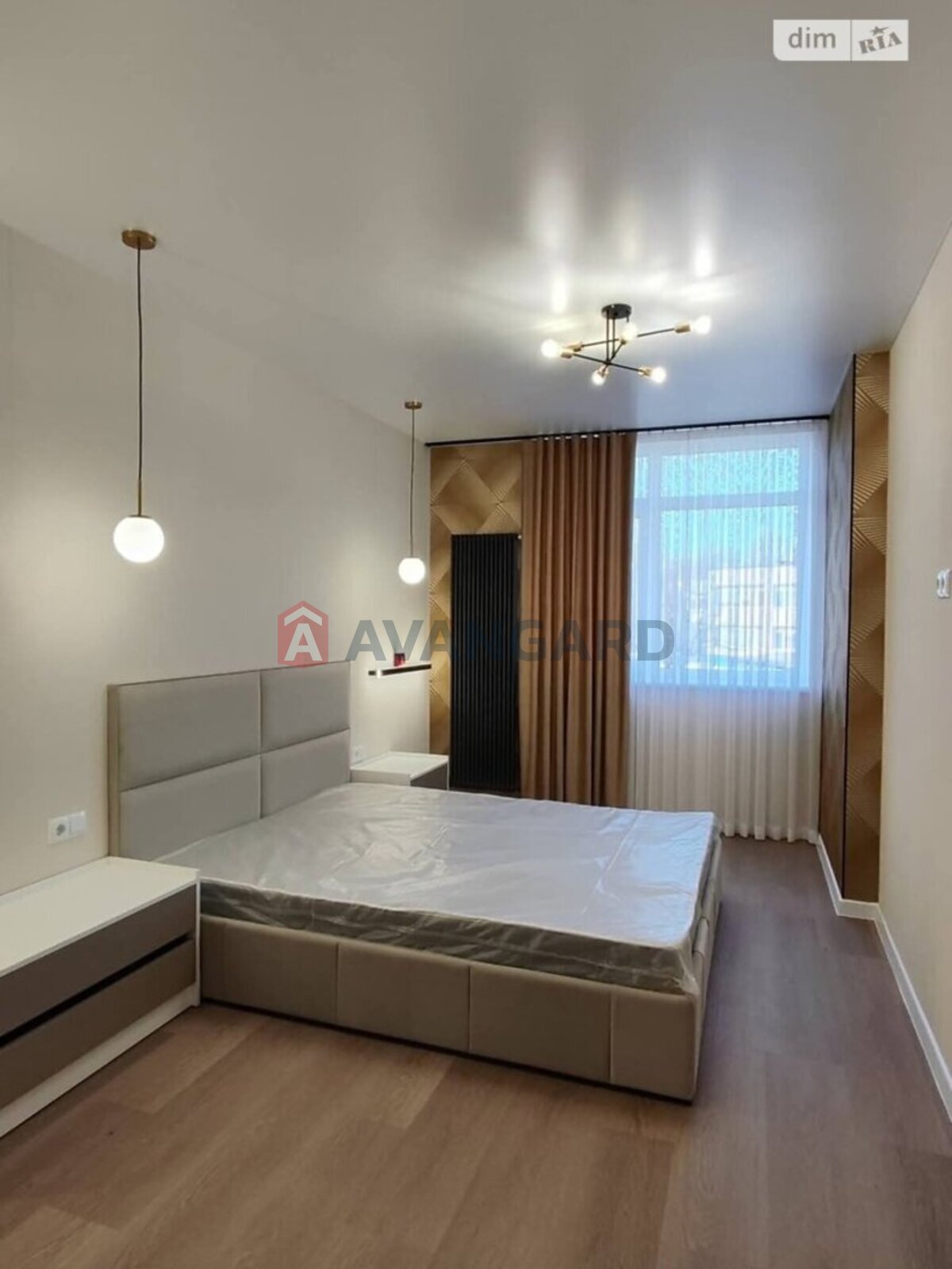 1 ��. ��������, 43/16/15 ��. �., 4/15 ������ ���� 8