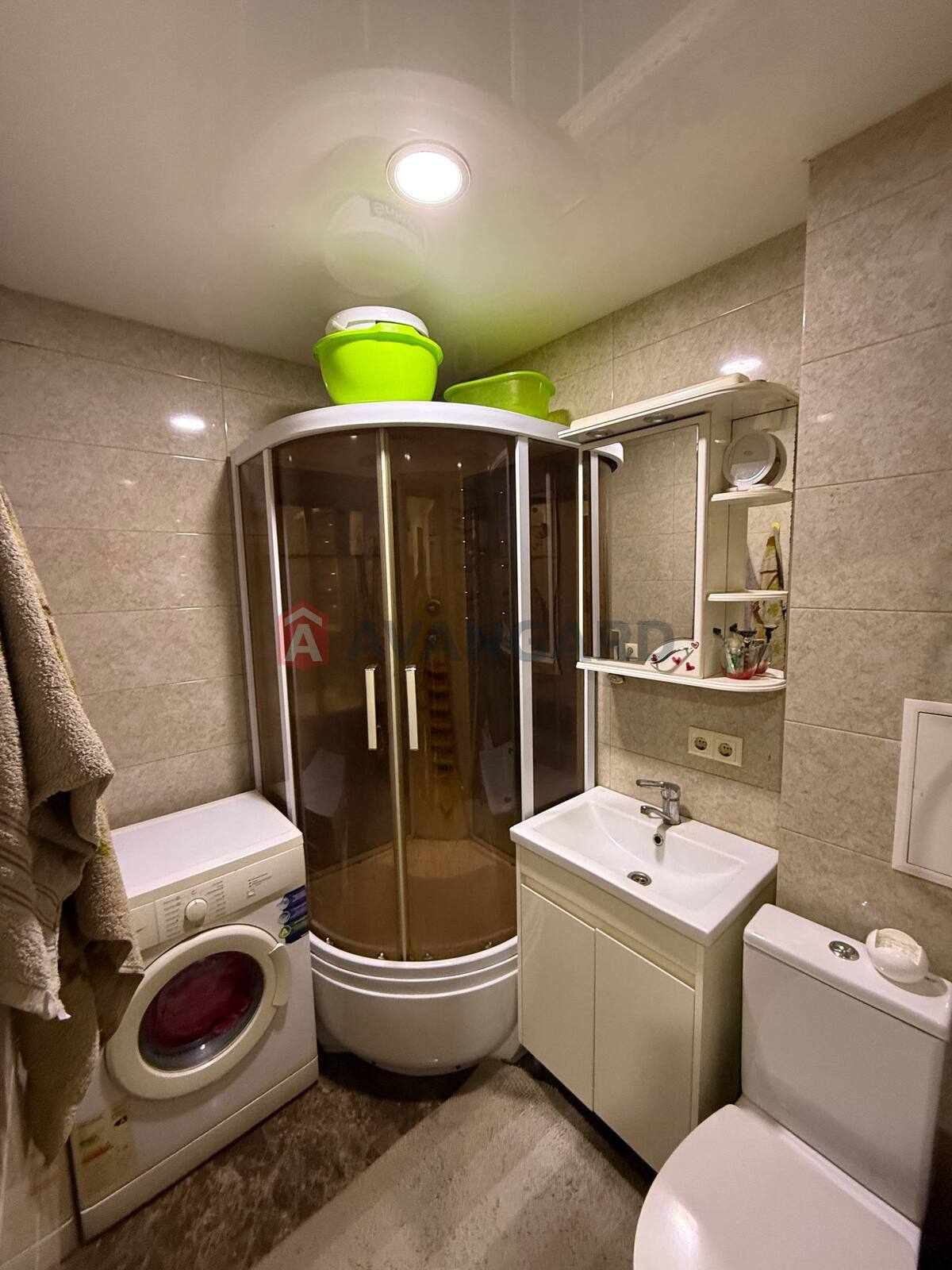 1 ��. ��������, 32/-/6 ��. �., 4/5 ������ ���� 8