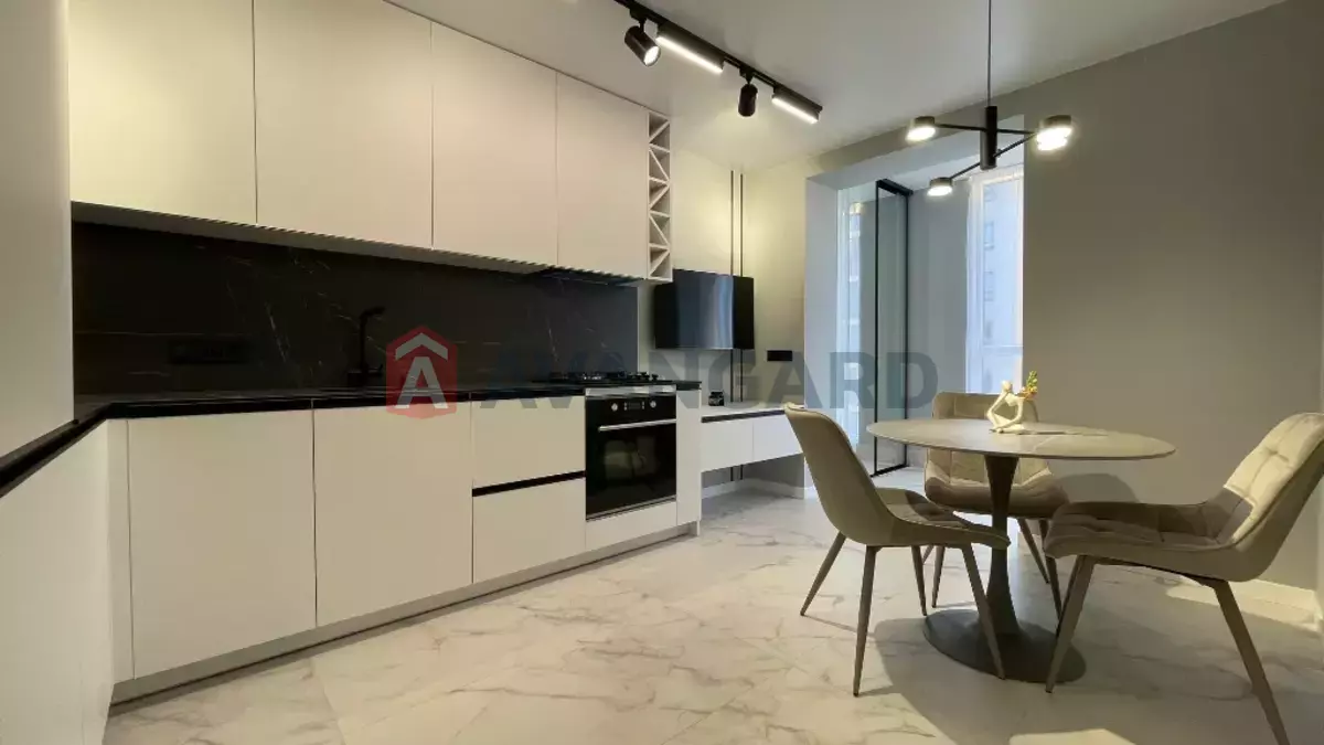 2 ��. ��������, 45/-/- ��. �., 6/10 ������ ���� 1