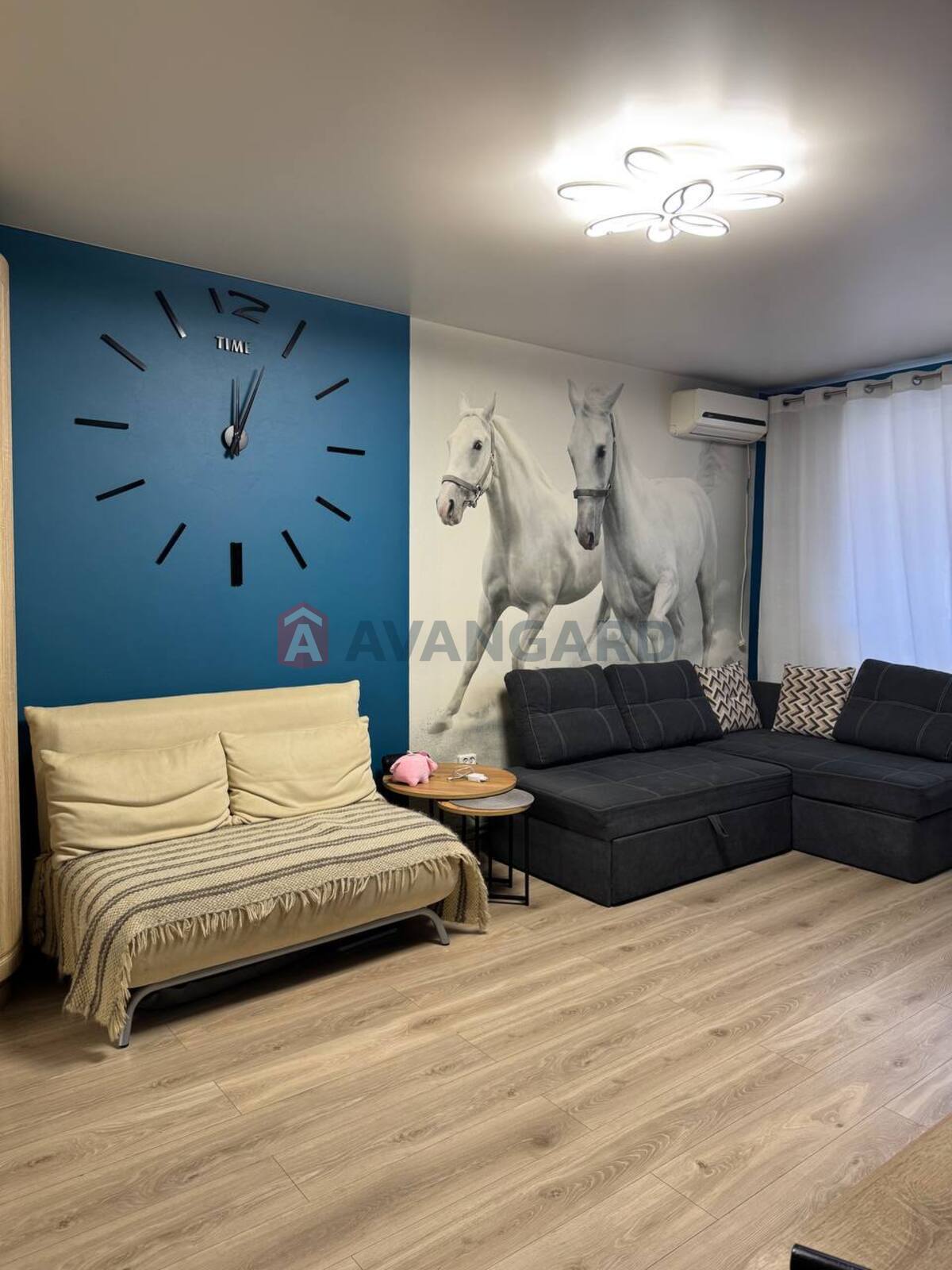 3 ��. ��������, 71/-/8 ��. �., 4/10 ������ ���� 2