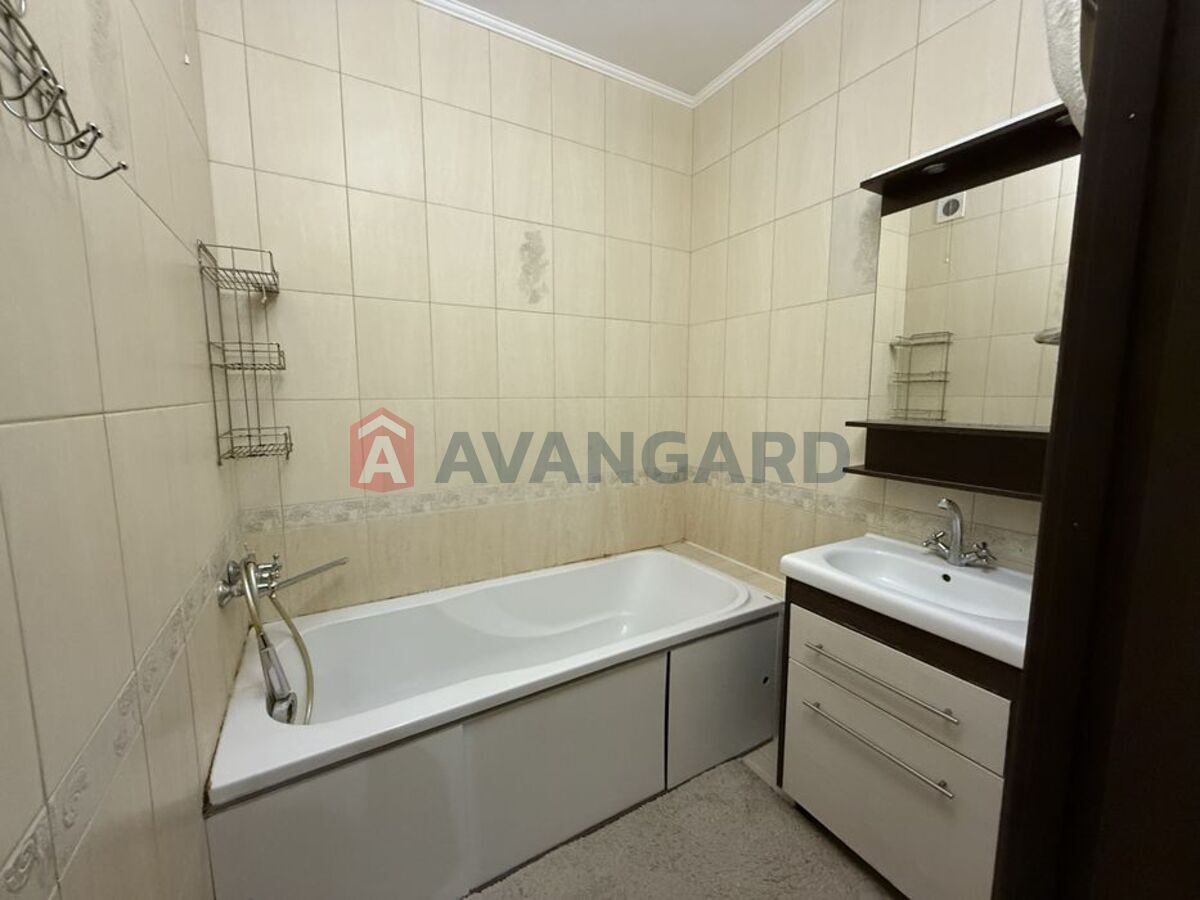 2 ��. ��������, 76/-/16 ��. �., 8/10 ������ ���� 17