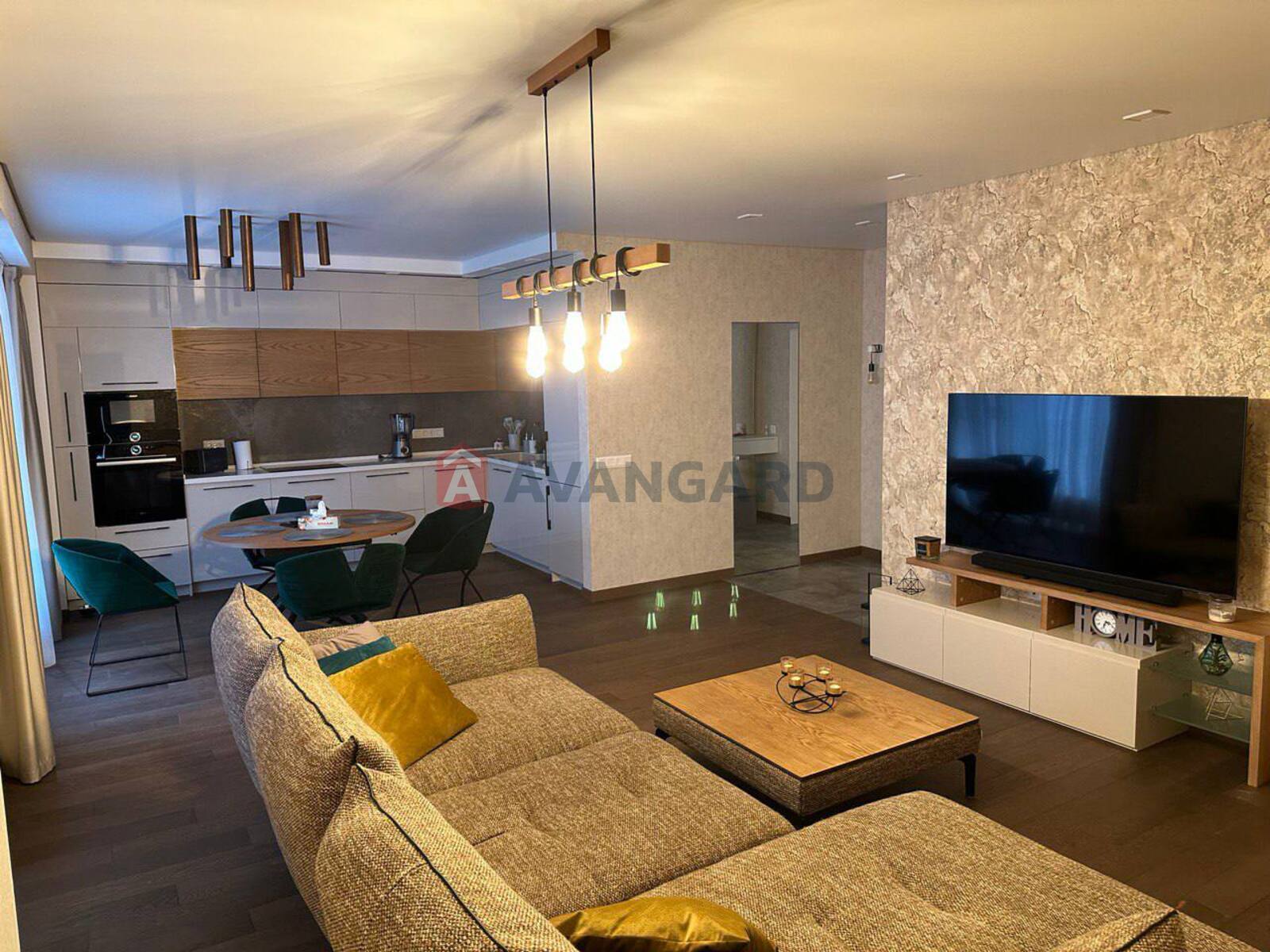 3 . , 102/-/20 . ., 8/14   25