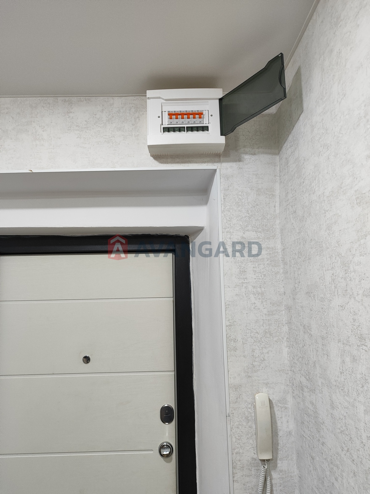 3 ����. ��������, 66/42/10 ��. �., 5/5 ���� ���� 4