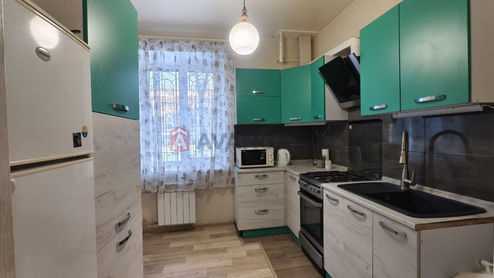 3 ��. ��������, 61/44/7 ��. �., 1/4 ������ ���� 14