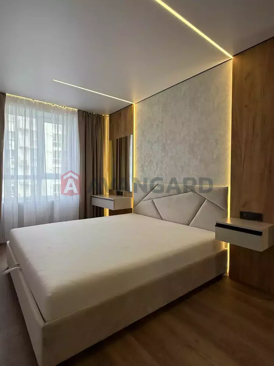 1 ����. ��������, 44/17/18 ��. �., 6/10 ���� ���� 10