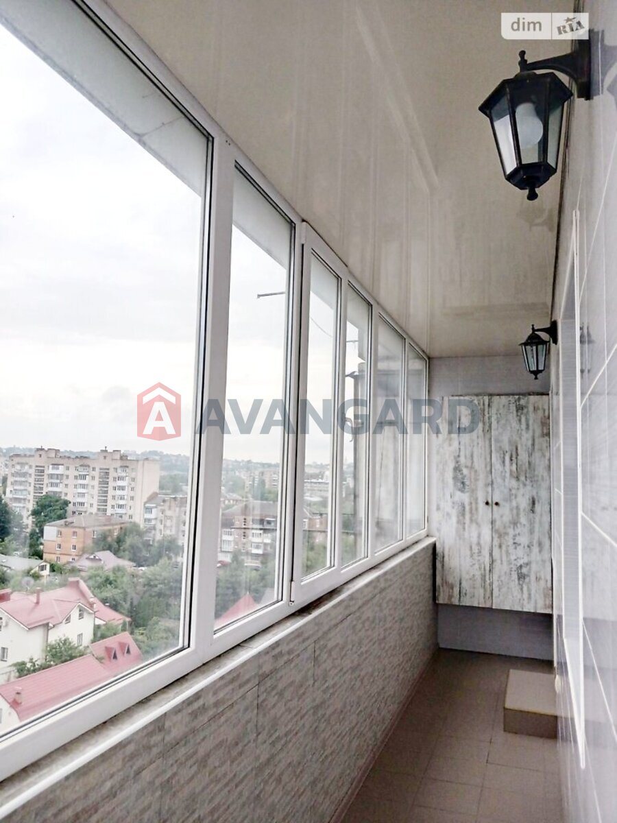 4 ��. ��������, 83/50/10 ��. �., 9/10 ������ ���� 25