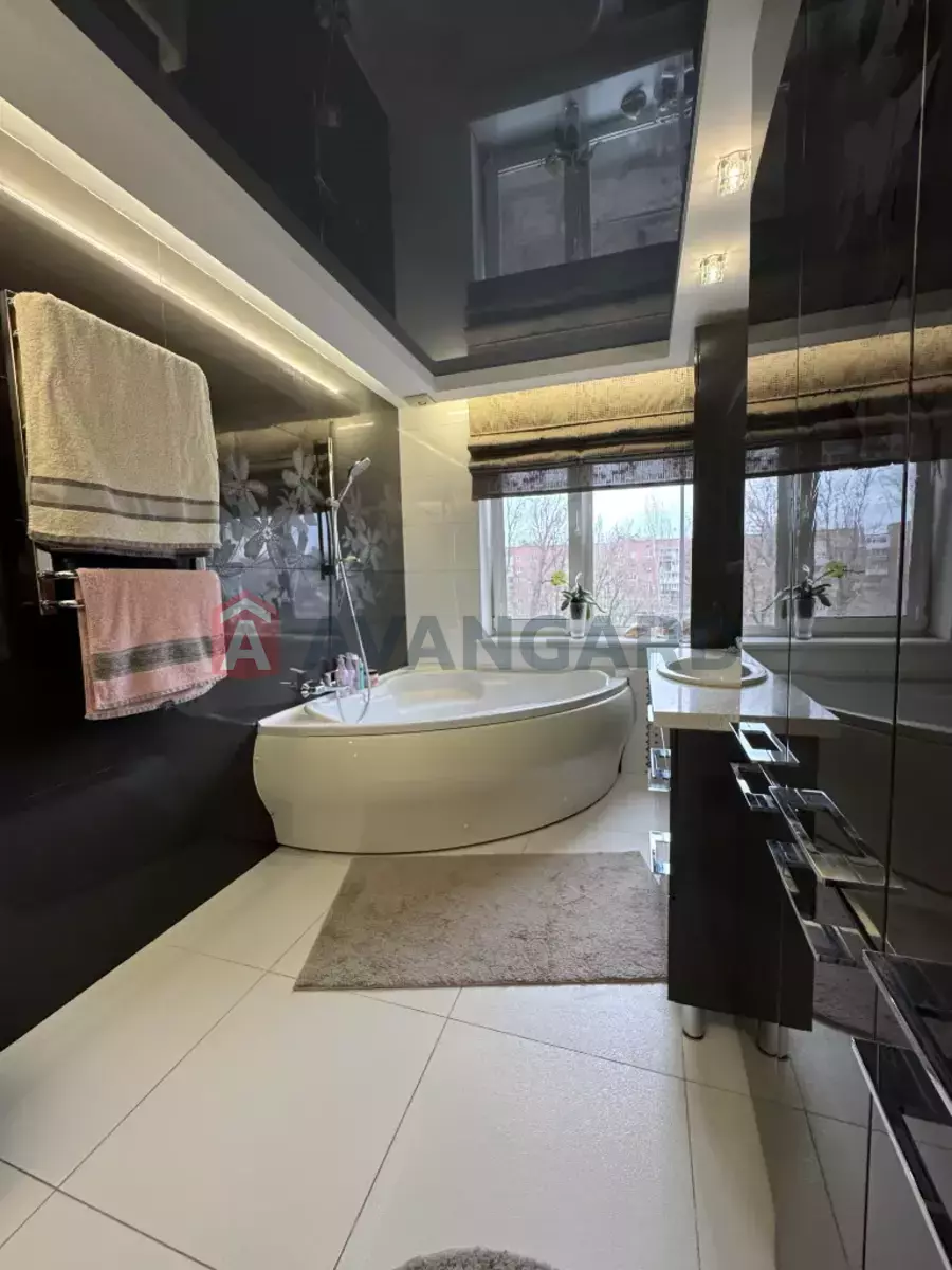 4 ��. ��������, 104/-/- ��. �., 7/9 ������ ���� 16