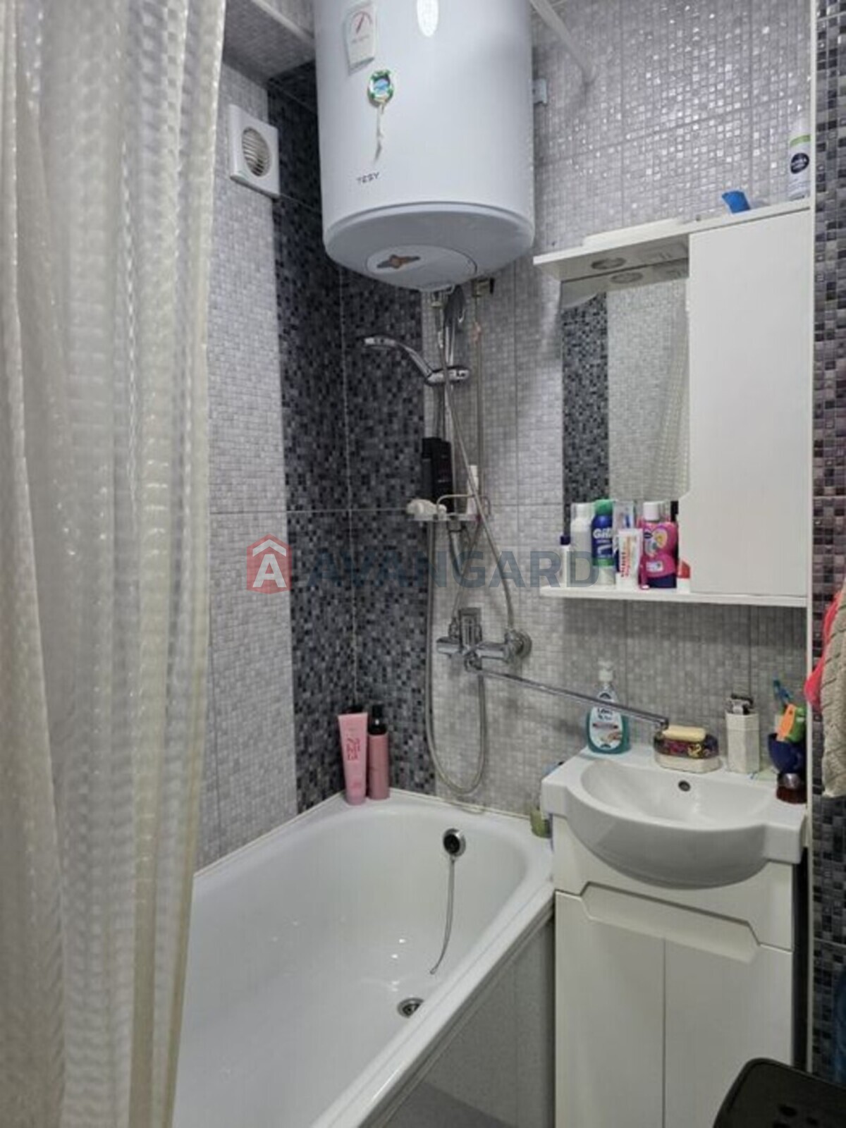 2 ����. ��������, 45/-/6 ��. �., 4/5 ���� ���� 8