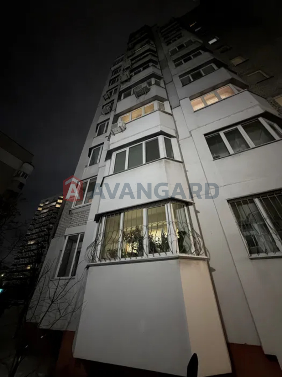 3 ��. ��������, 88/-/14 ��. �., 2/10 ������ ���� 4