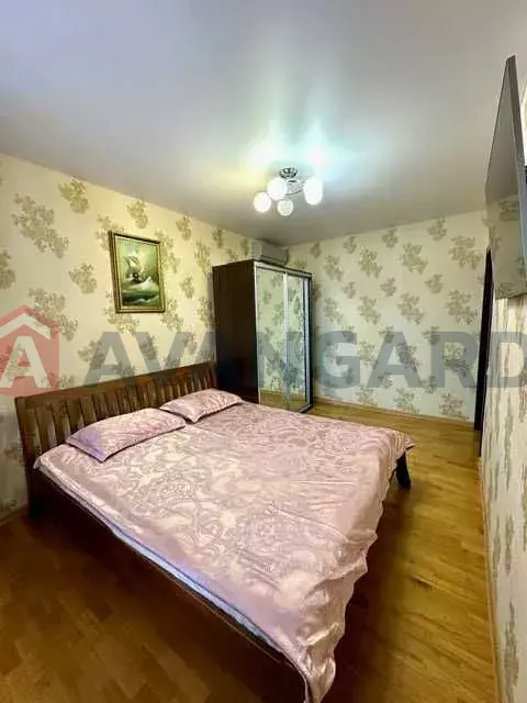 3 ��. ��������, 85/-/12 ��. �., 15/16 ������ ���� 20