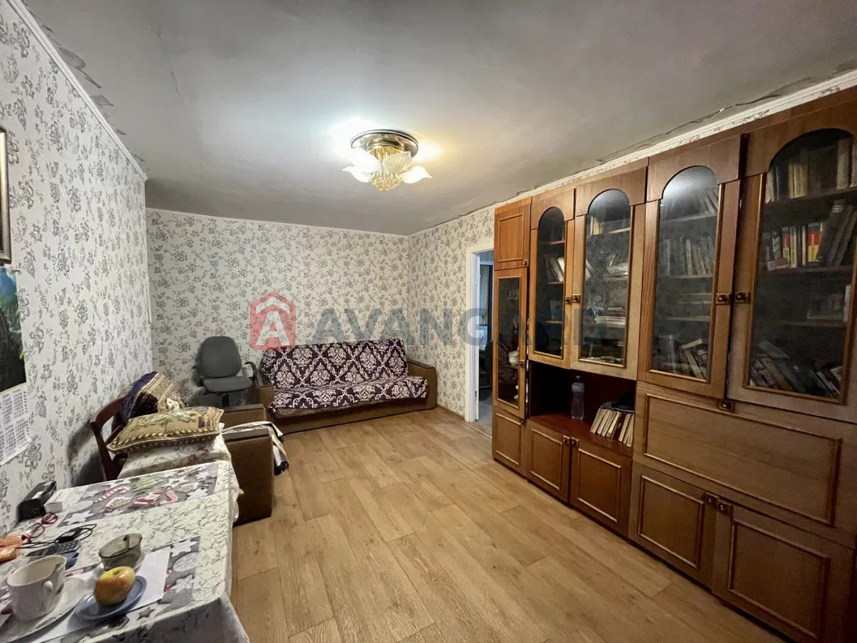 3 . , 69/37/7 . ., 8/9   1