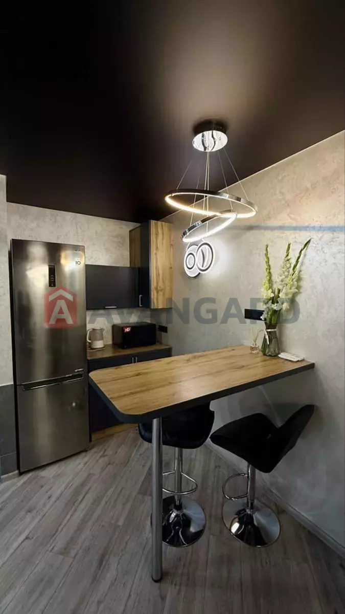 2 ��. ��������, 79/-/30 ��. �., 2/12 ������ ���� 9