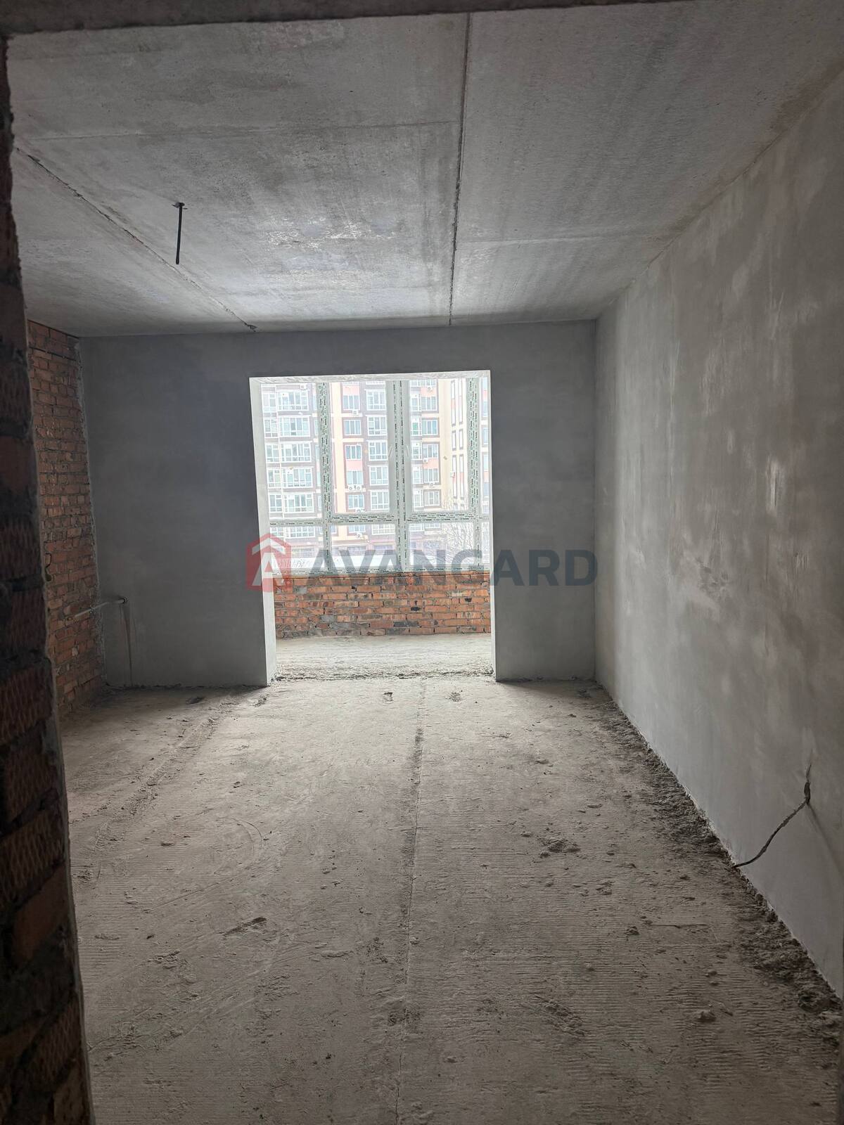 1 ��. ��������, 54/23/30 ��. �., 6/10 ������ ���� 14