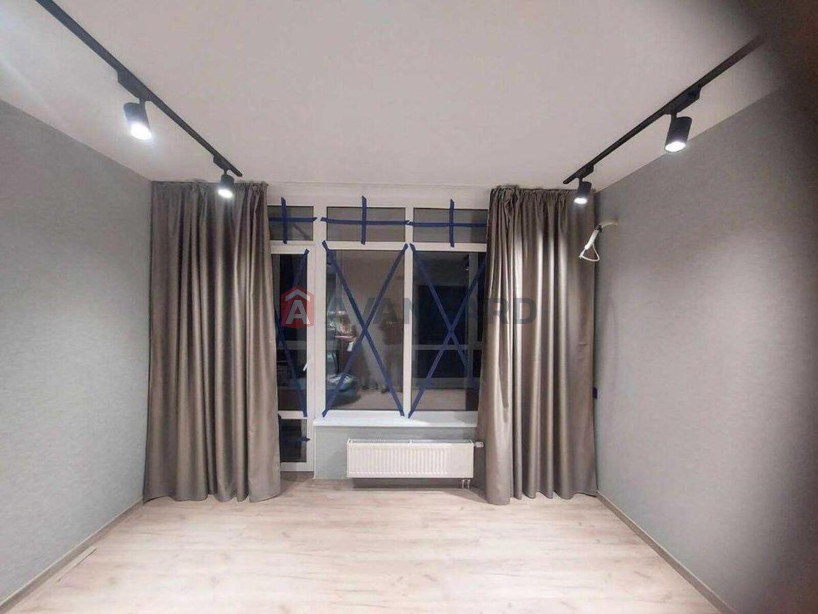 1 ��. ��������, 46/-/14 ��. �., 23/25 ������ ���� 1