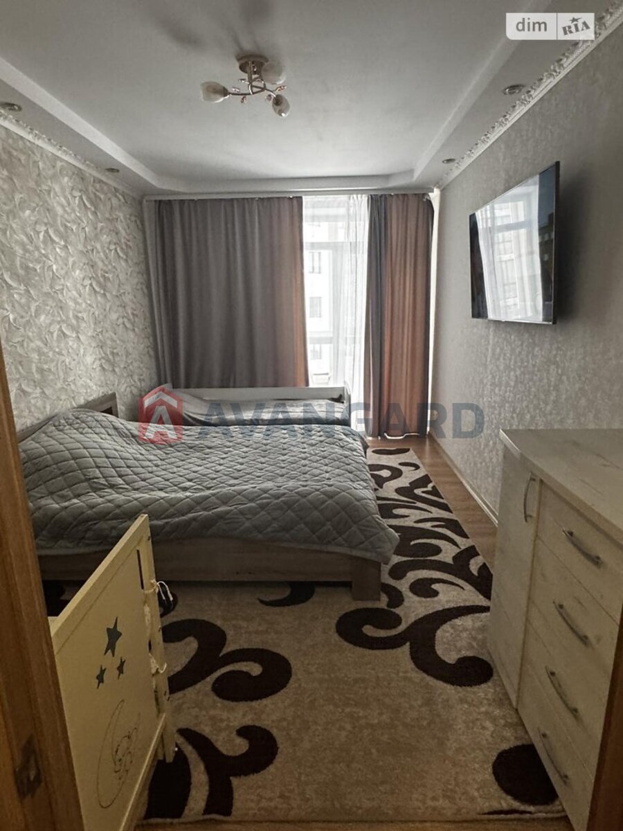 2 ��. ��������, 80/39/14 ��. �., 3/5 ������ ���� 16