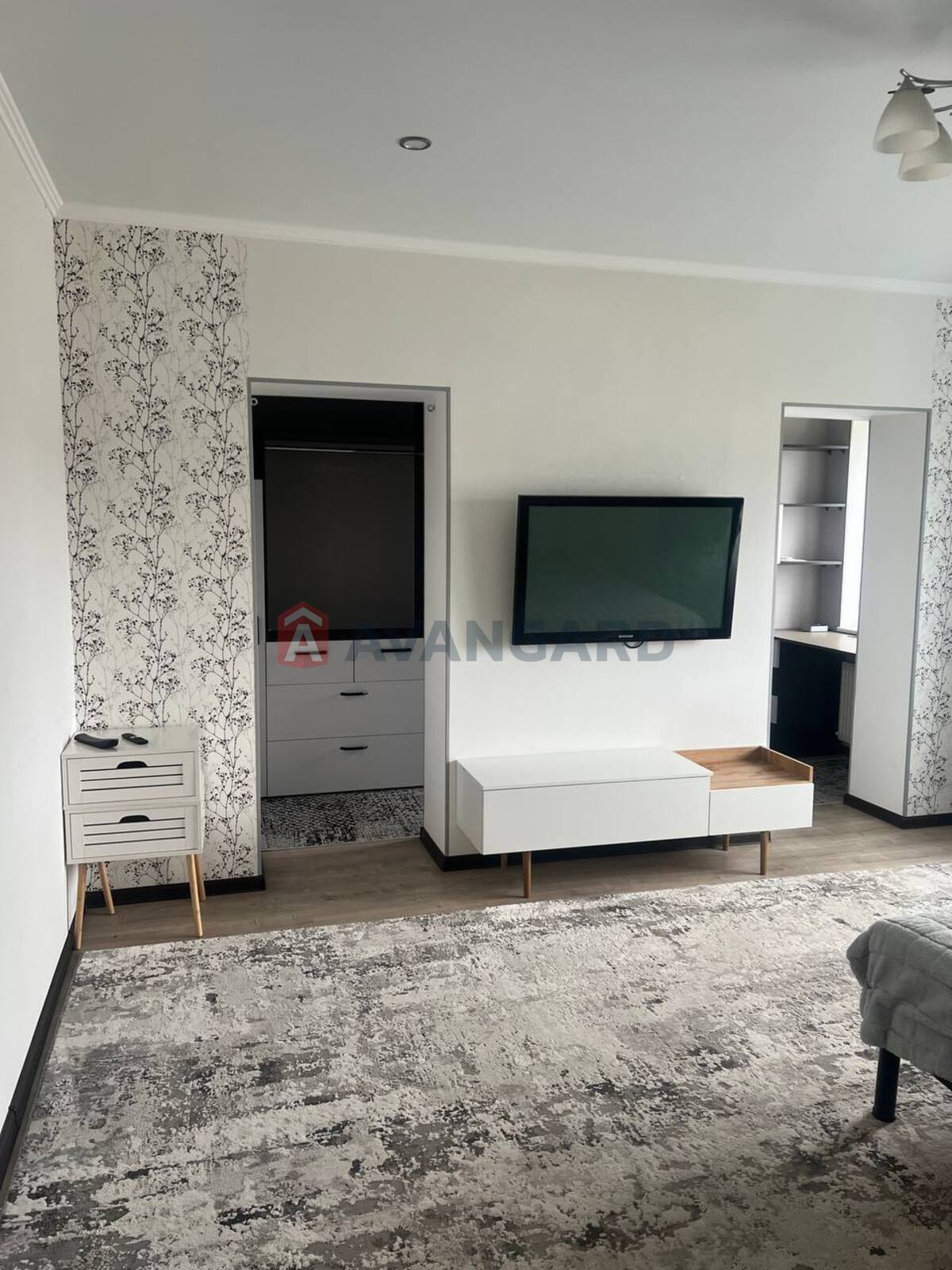 2 ��. ��������, 53/27/10 ��. �., 8/9 ������ ���� 7