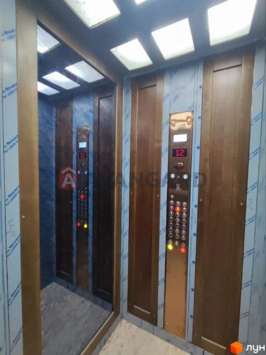 3 ��. ��������, 118/-/- ��. �., 20/20 ������ ���� 5