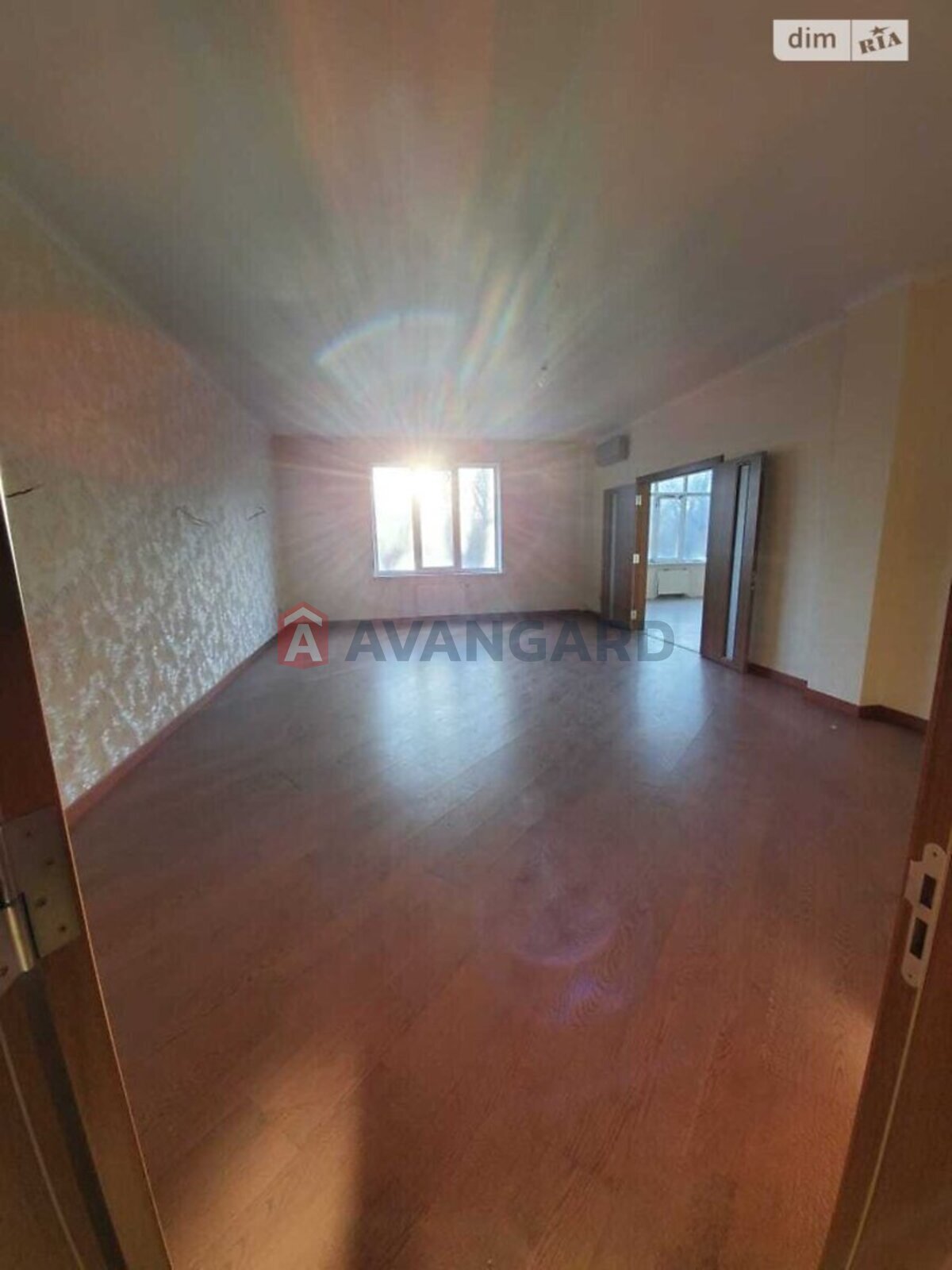 4 ����. ��������, 199/112/30 ��. �., 2/5 ���� ���� 14