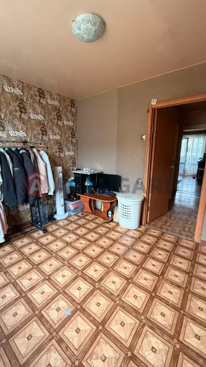 3 ��. ��������, 67/-/7 ��. �., 7/9 ������ ���� 9